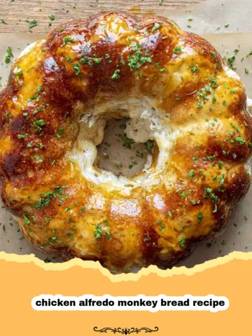 The Ultimate Cheesy Chicken Alfredo Monkey Bread: A Pull-Apart Dinner Delight!