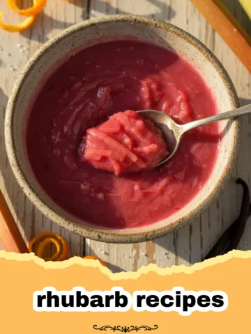 The Ultimate Sweet & Tangy Rhubarb Crumble: A Taste of Spring 19 The Ultimate Sweet & Tangy Rhubarb Crumble: A Taste of Spring