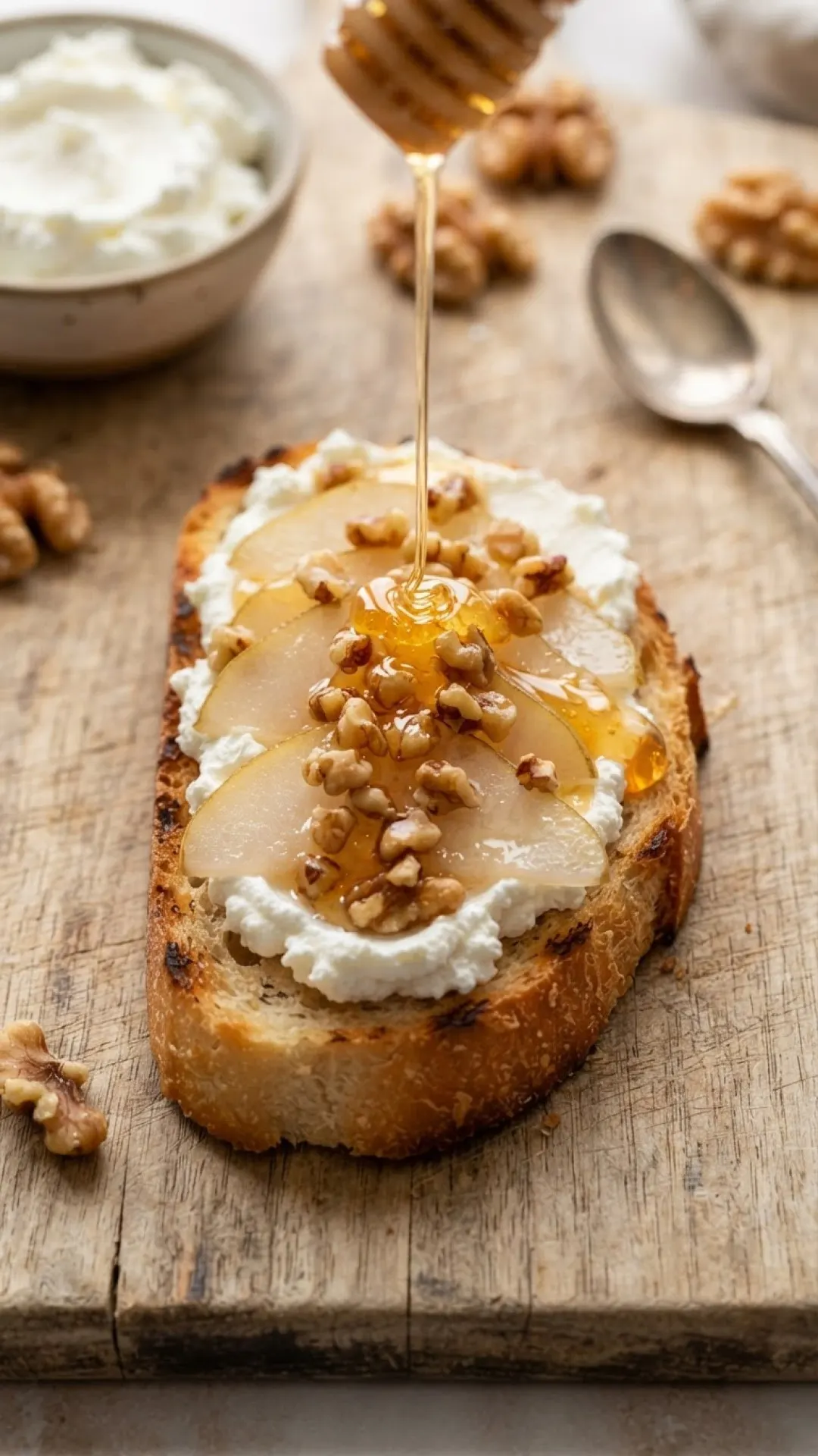 Whipped Cream Cheese Crostini with Honey Preparation